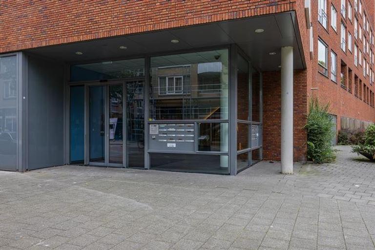 Gemeubileerd 3-kamerappartement met balkon - Afbeelding 34