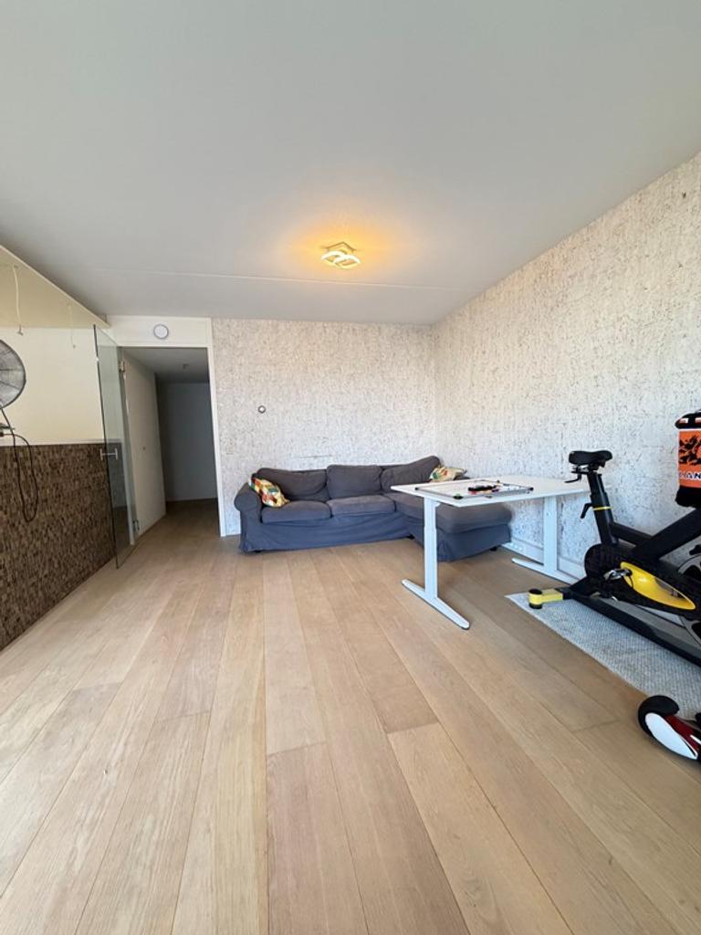 3-kamerappartement aan de Amstel met lift - Afbeelding 2