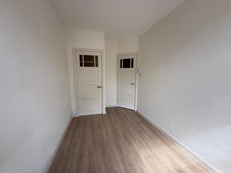 Student Apartment in the Heart of Amsterdam - Image 5