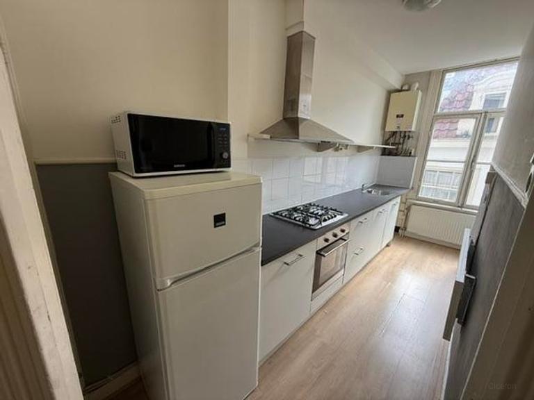 Student Apartment in the Heart of Amsterdam - Image 7