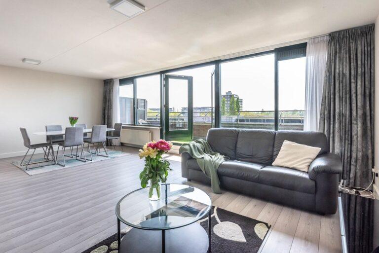 100 m² appartement met balkon aan Stadshart - Afbeelding 6