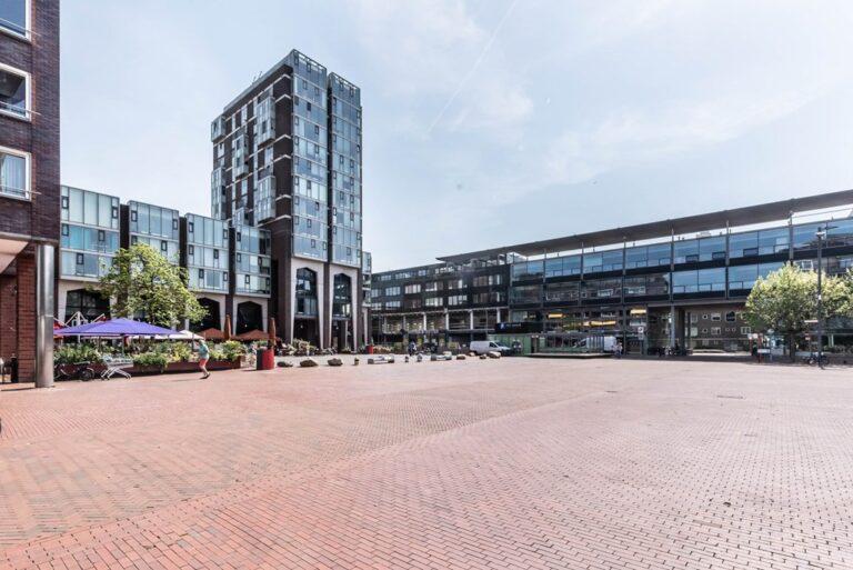 100 m² appartement met balkon aan Stadshart - Afbeelding 19