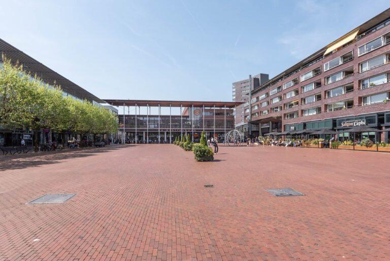 100 m² appartement met balkon aan Stadshart - Afbeelding 20