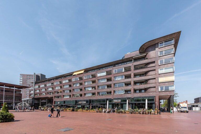 100 m² appartement met balkon aan Stadshart - Afbeelding 21