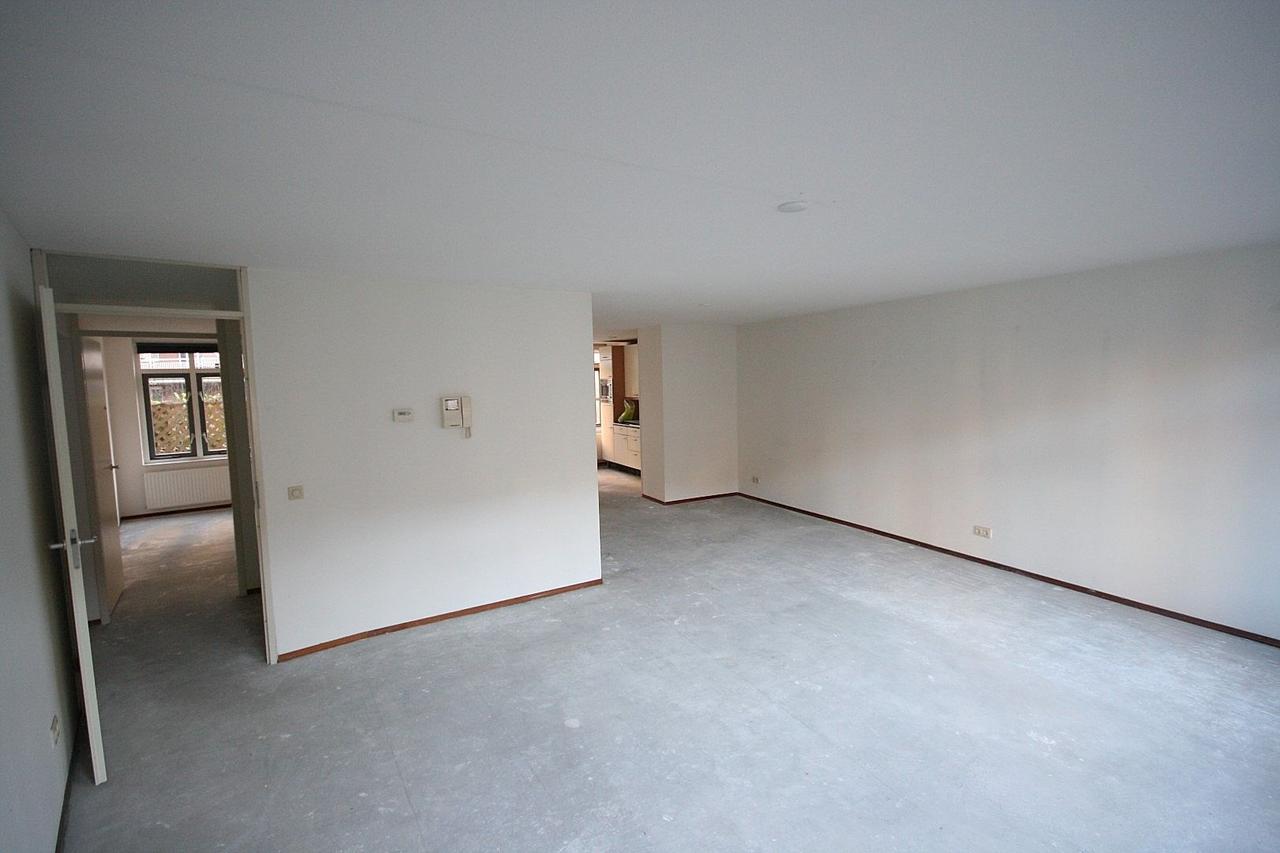 102 m² appartement met balkon in Den Haag - Afbeelding 5