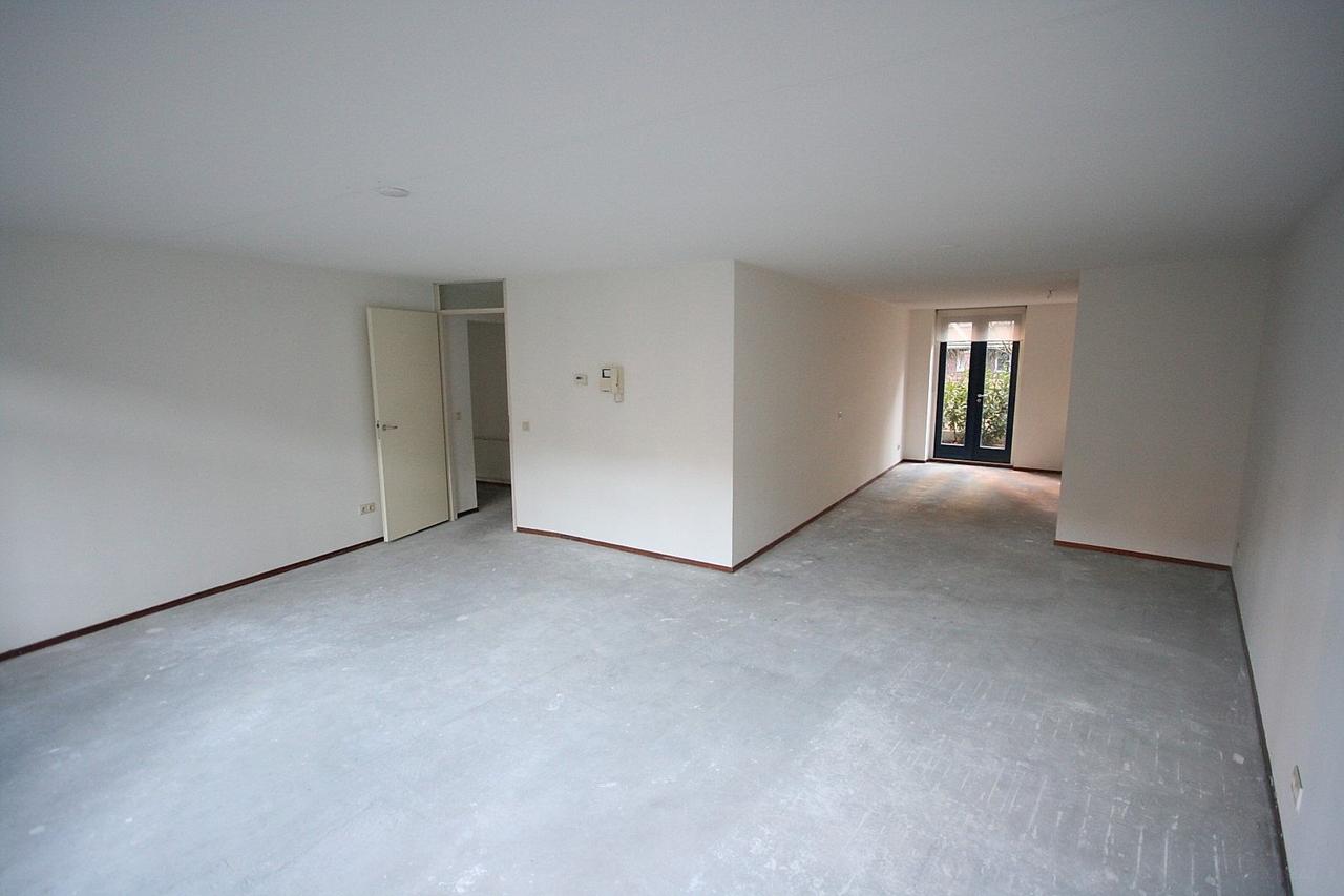 102 m² appartement met balkon in Den Haag - Afbeelding 6