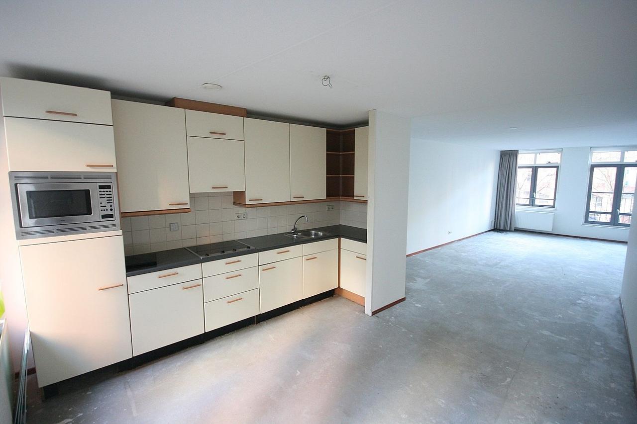 102 m² appartement met balkon in Den Haag - Afbeelding 8