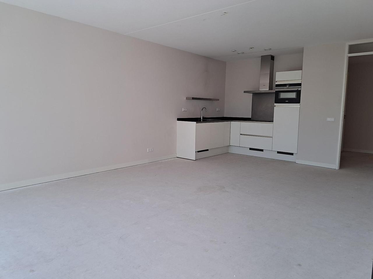 72 m² appartement met balkon op Strijp-S - Afbeelding 2