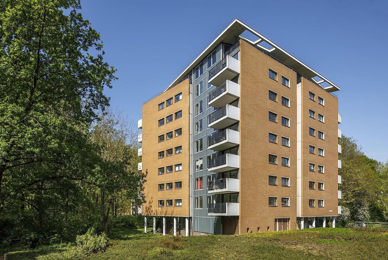 3-kamer appartement met balkon bij Rembrandtpark - Afbeelding 1