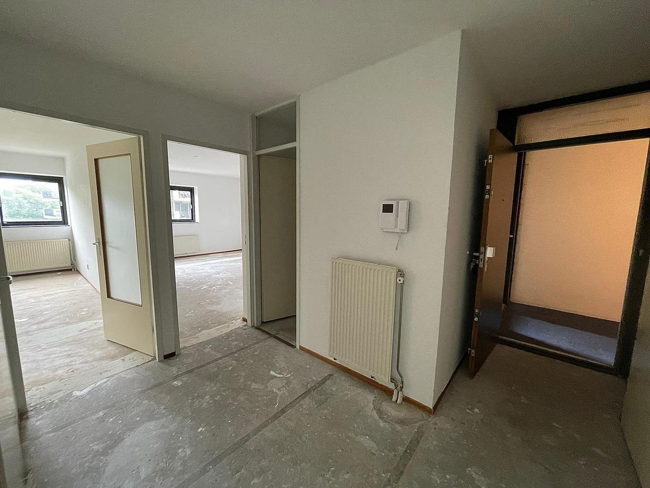 3-kamer appartement met balkon bij Rembrandtpark - Afbeelding 2