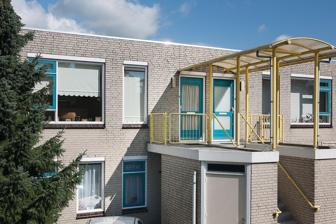 3-kamer appartement met balkon in Diemen-Noord - Afbeelding 1