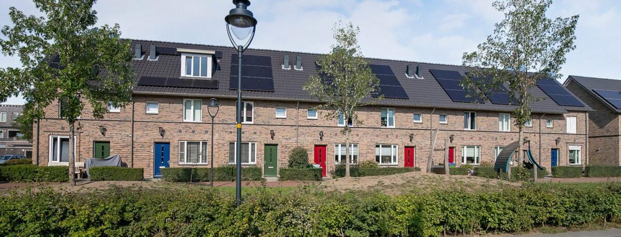 129 m² gezinswoning in Enka met 3 slaapkamers - Afbeelding 1