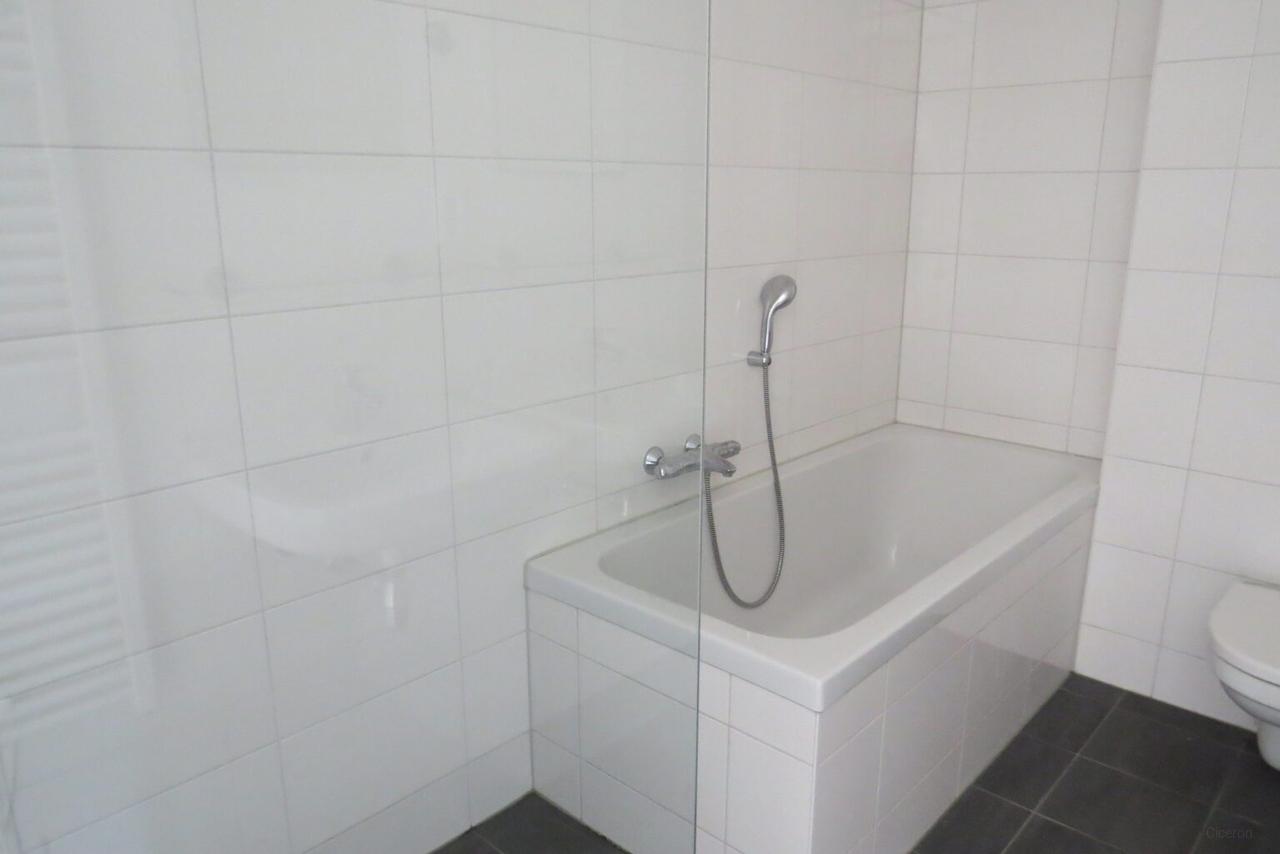 129 m² gezinswoning in Enka met 3 slaapkamers - Afbeelding 6