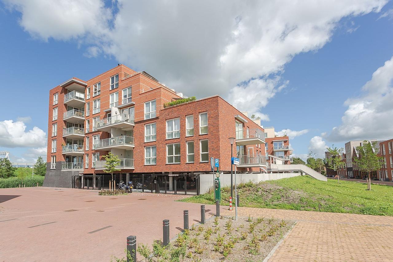 2-kamerappartement met balkon in Purmerend - Afbeelding 1