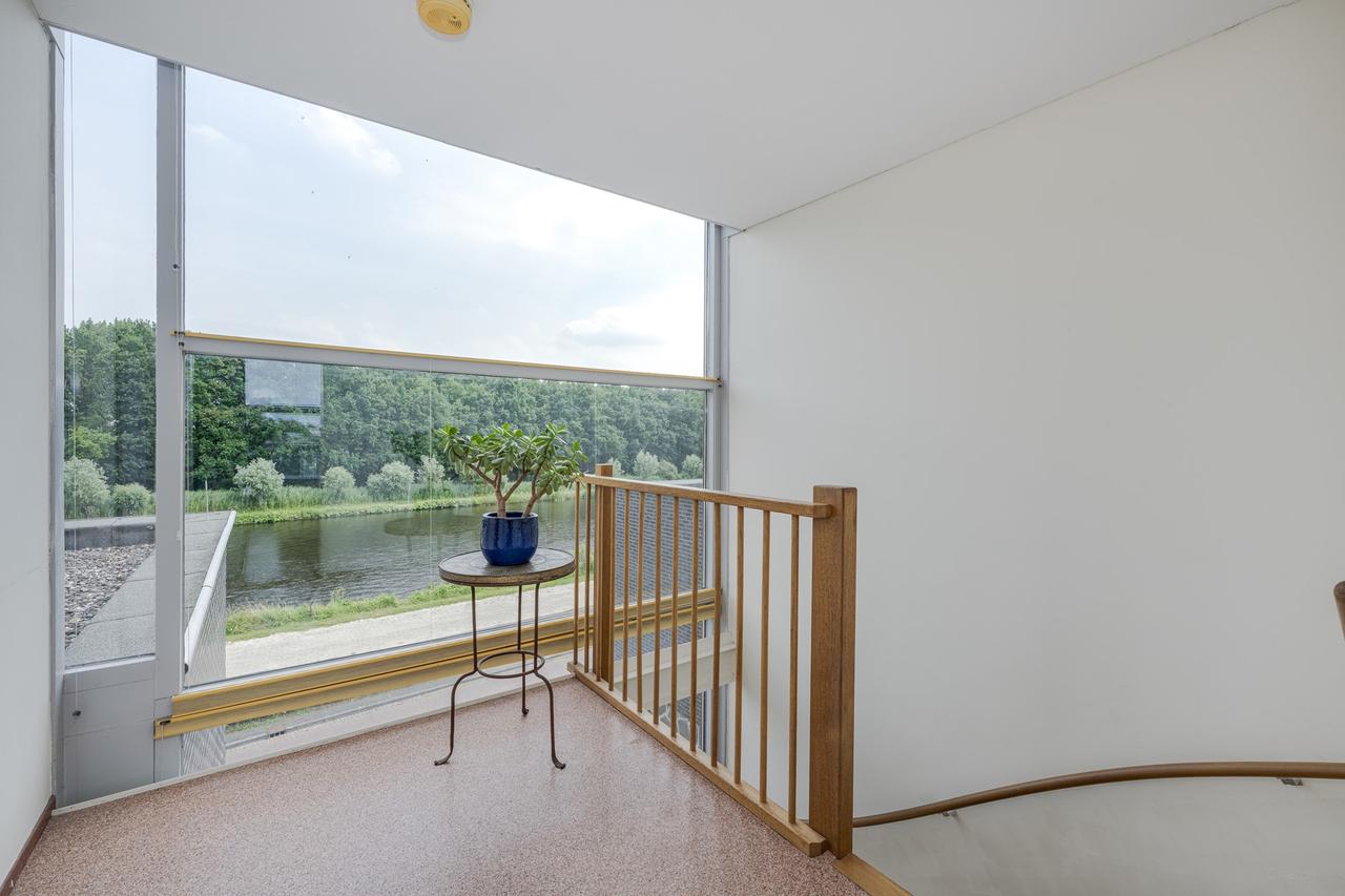Vrijstaande watervilla met eigen steiger - Afbeelding 28