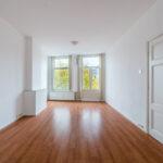 69 m² appartement met balkon aan de Nassaukade - Afbeelding 2
