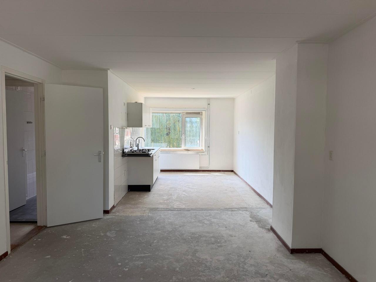 2-Bedroom Apartment with Balcony - Image 3