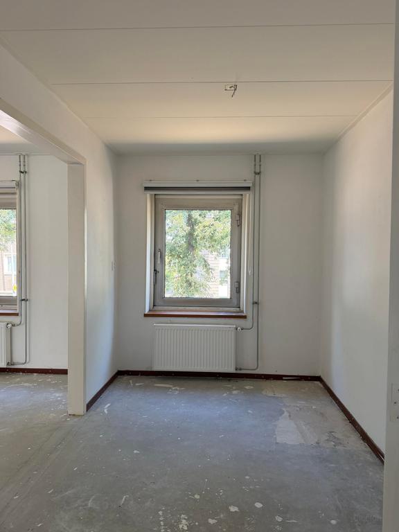 2-Bedroom Apartment with Balcony - Image 8