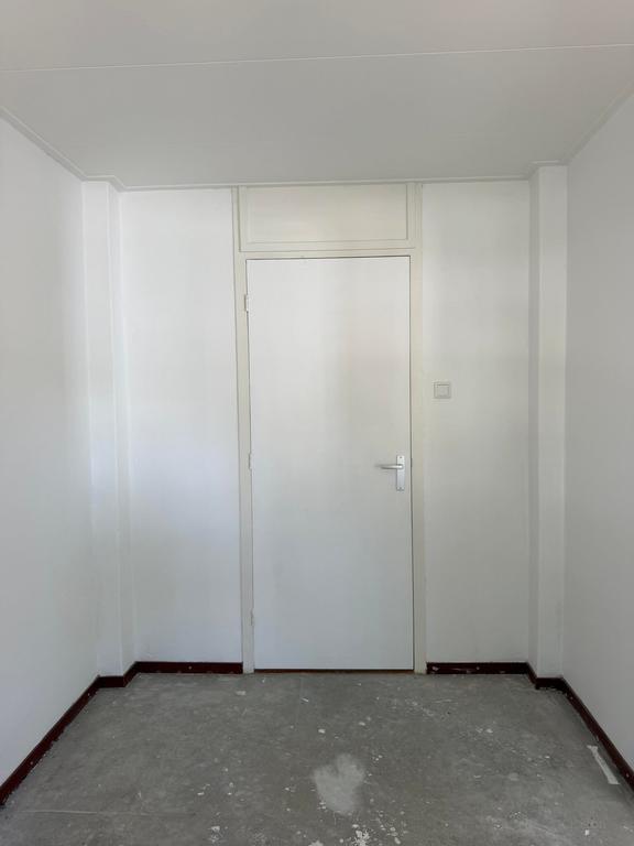 2-Bedroom Apartment with Balcony - Image 9
