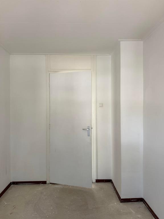 2-Bedroom Apartment with Balcony - Image 11