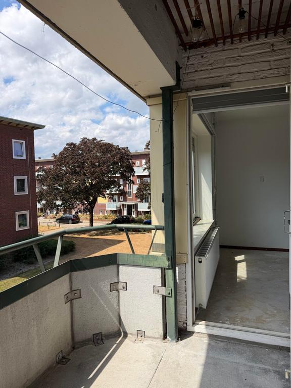 2-Bedroom Apartment with Balcony - Image 18