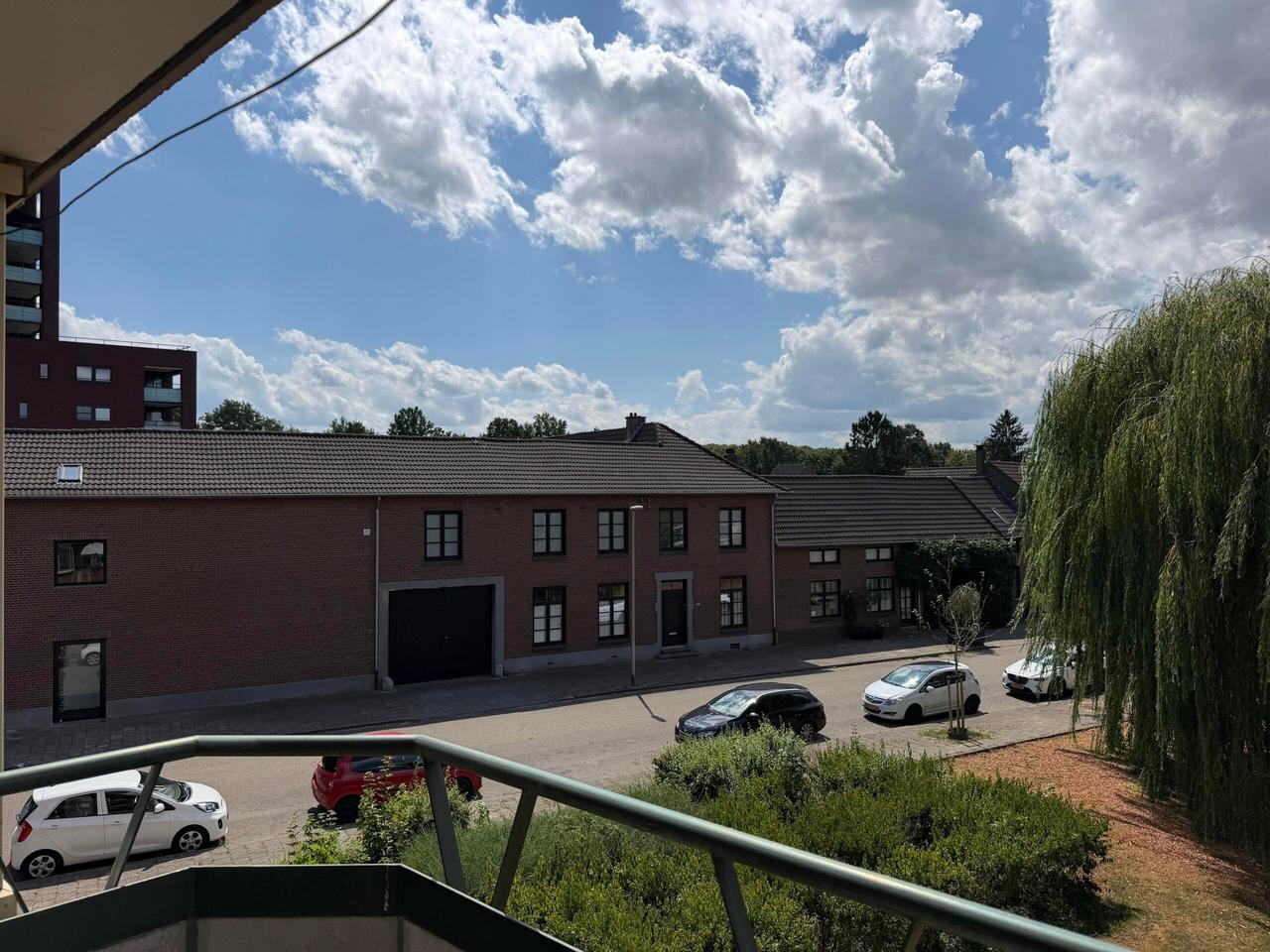 2-Bedroom Apartment with Balcony - Image 19