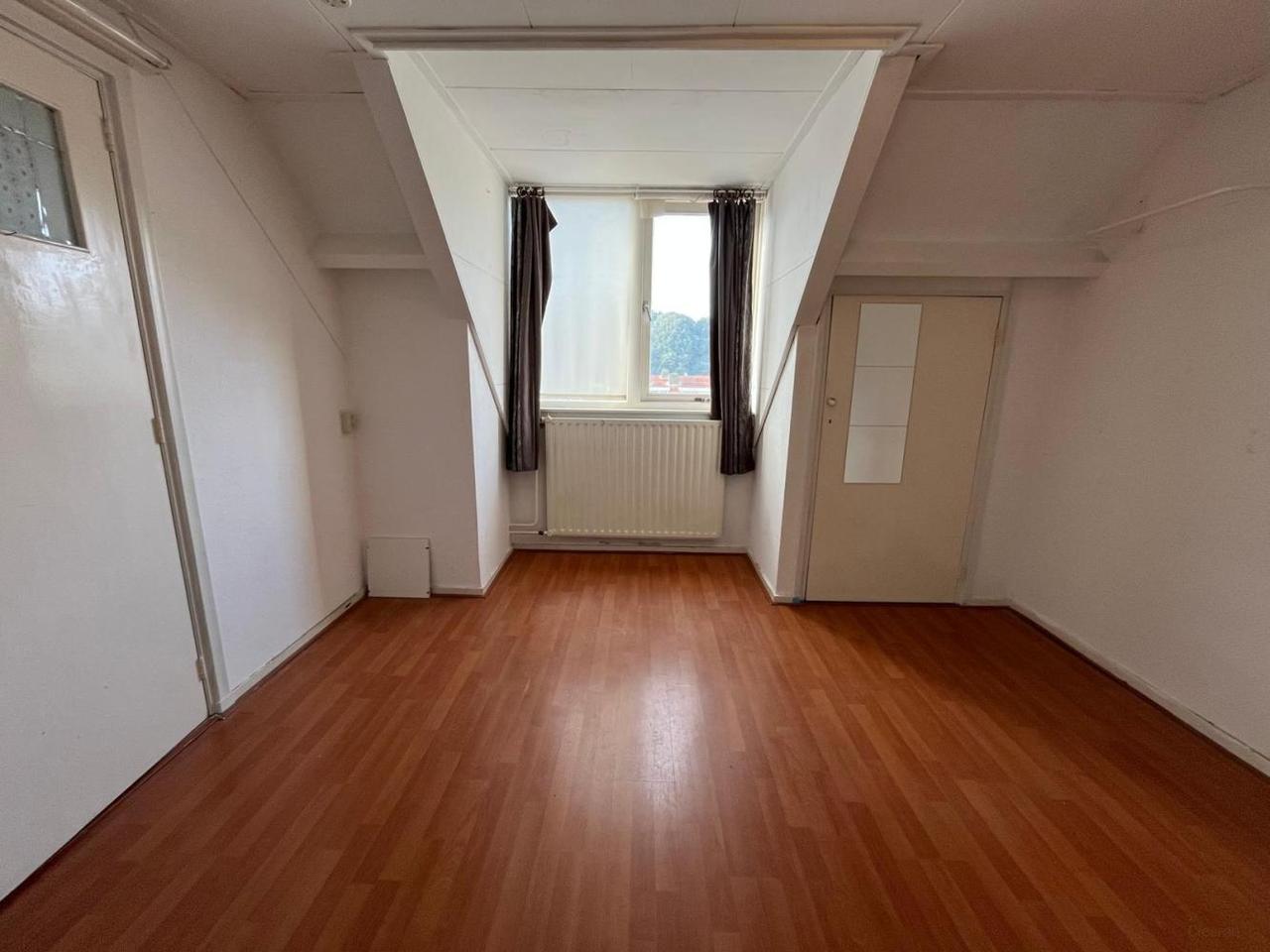 13 m² Room for Rent in Tilburg - Image 2