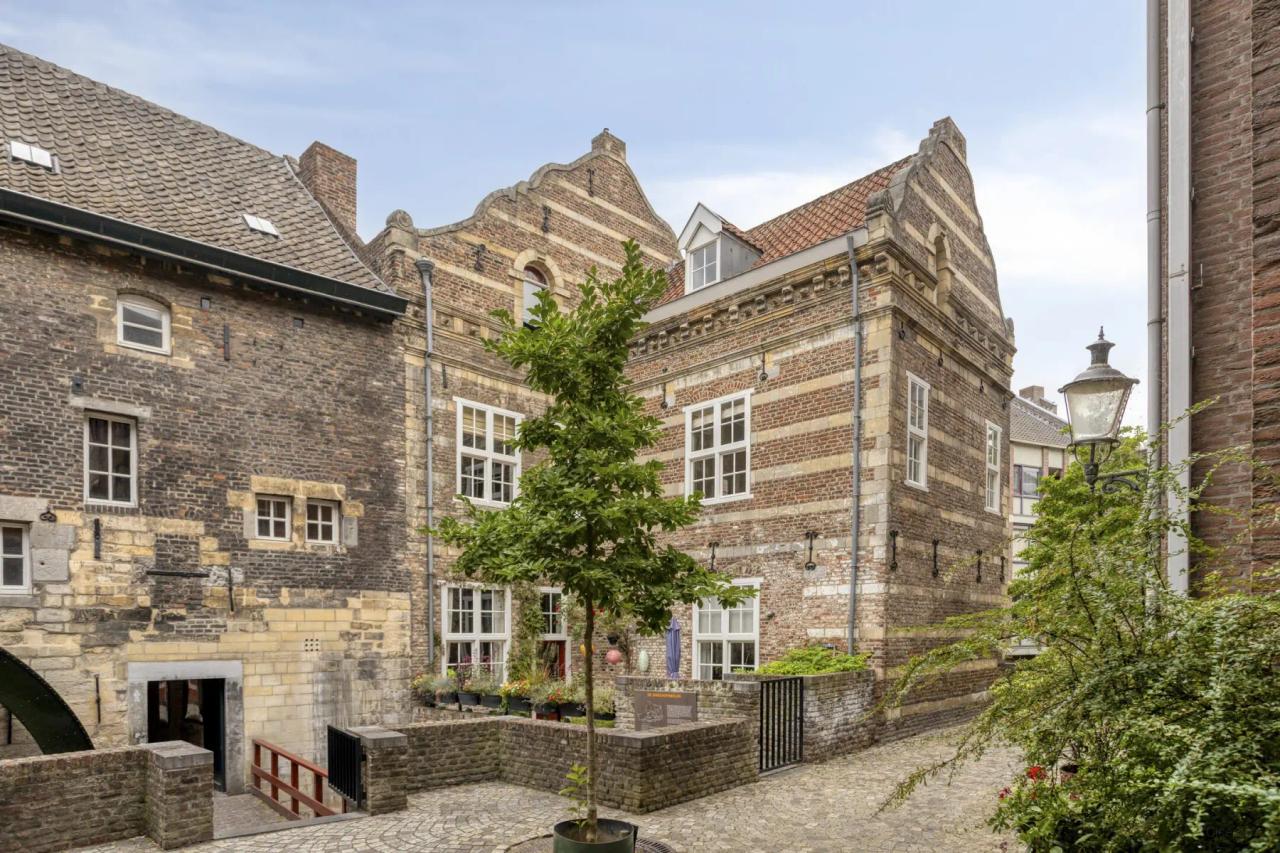 Wonen in een monumentaal pand in Jekerkwartier - Afbeelding 1