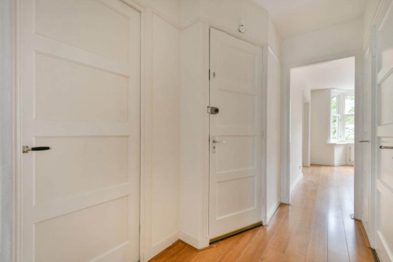 Licht 3-kamerappartement met westbalkon - Afbeelding 3