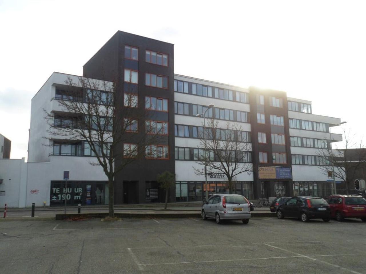 Apartment with Balcony & Garage in Landgraaf - Image 6
