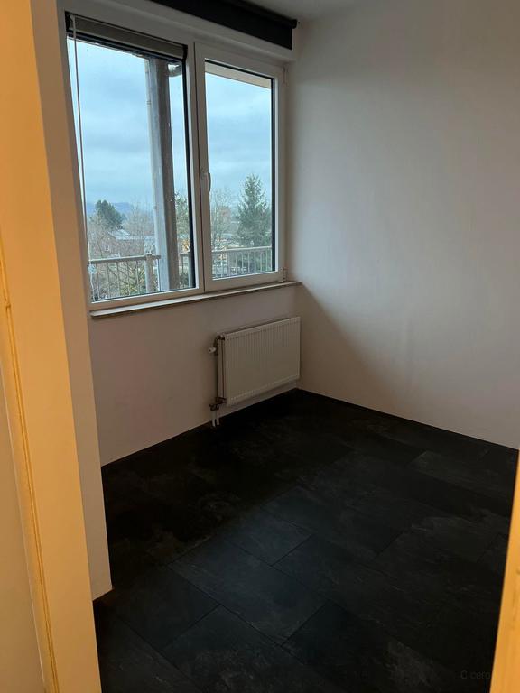 Apartment with Balcony & Garage in Landgraaf - Image 14