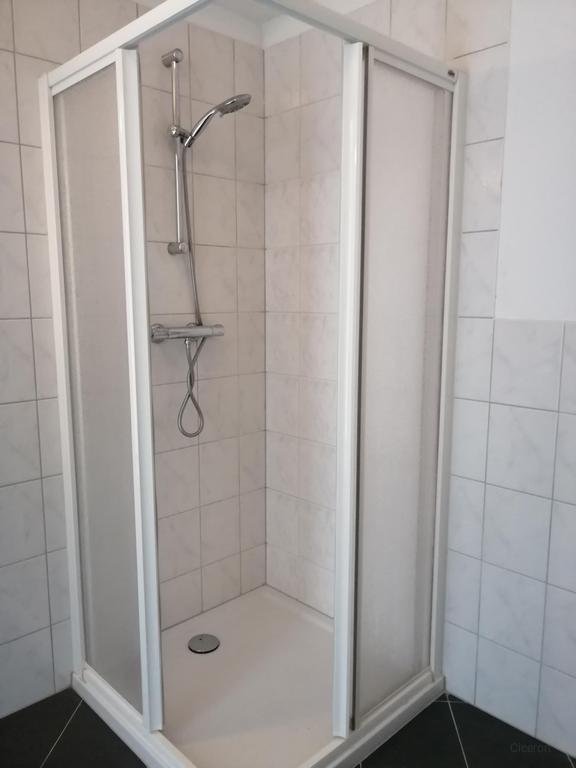 Apartment with Balcony & Garage in Landgraaf - Image 17