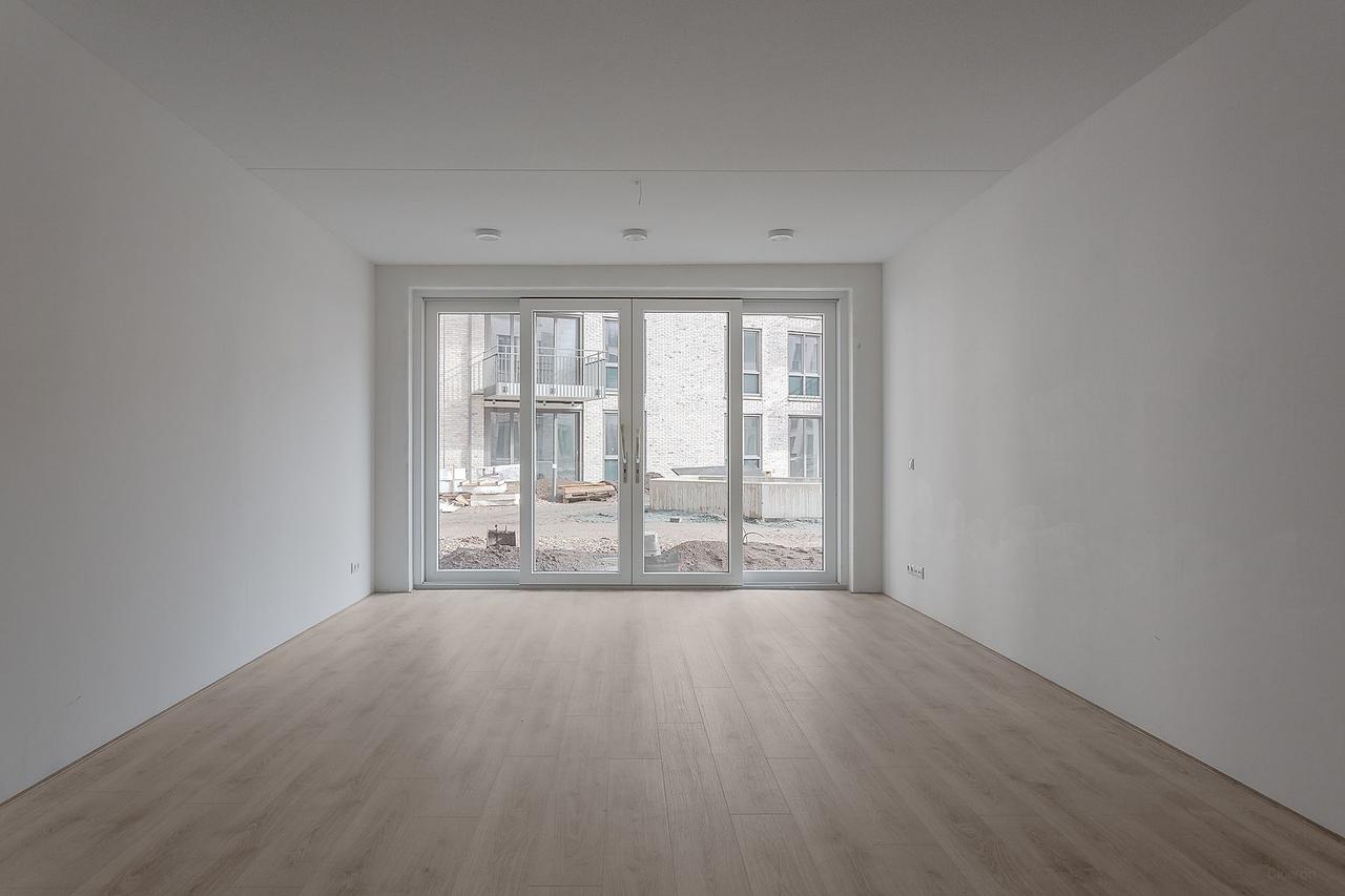 Licht 3-kamerappartement met loggia - Afbeelding 4