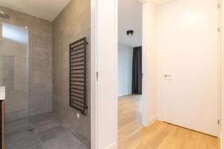 3-kamerappartement met balkon in Hyde Park - Afbeelding 12