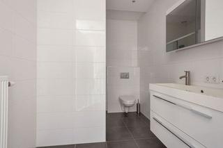 137 m² Family Home with Garden and Roof Terrace - Image 17