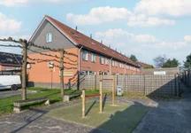 Family Home with Carport and Attic - Image 4
