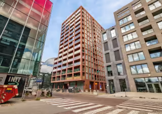 3-room apartment with balcony on the 10th floor