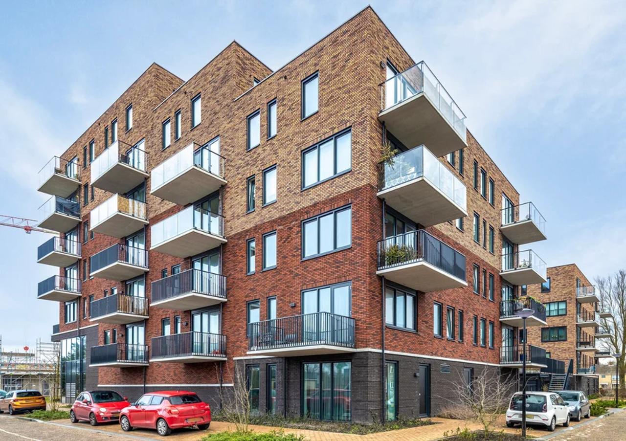 Nieuw 2-kamerappartement met balkon - Afbeelding 1