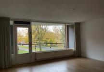 91 m² Apartment with South-Facing Balcony - Image 4