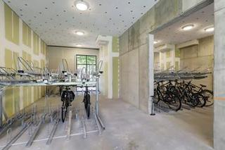 Drieslaapkamerappartement met balkon en parkeerplek - Afbeelding 27