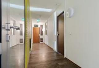 3-room senior apartment with south-facing balcony - Image 3