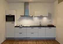 Ground floor 1-bedroom apartment with parking - Image 6