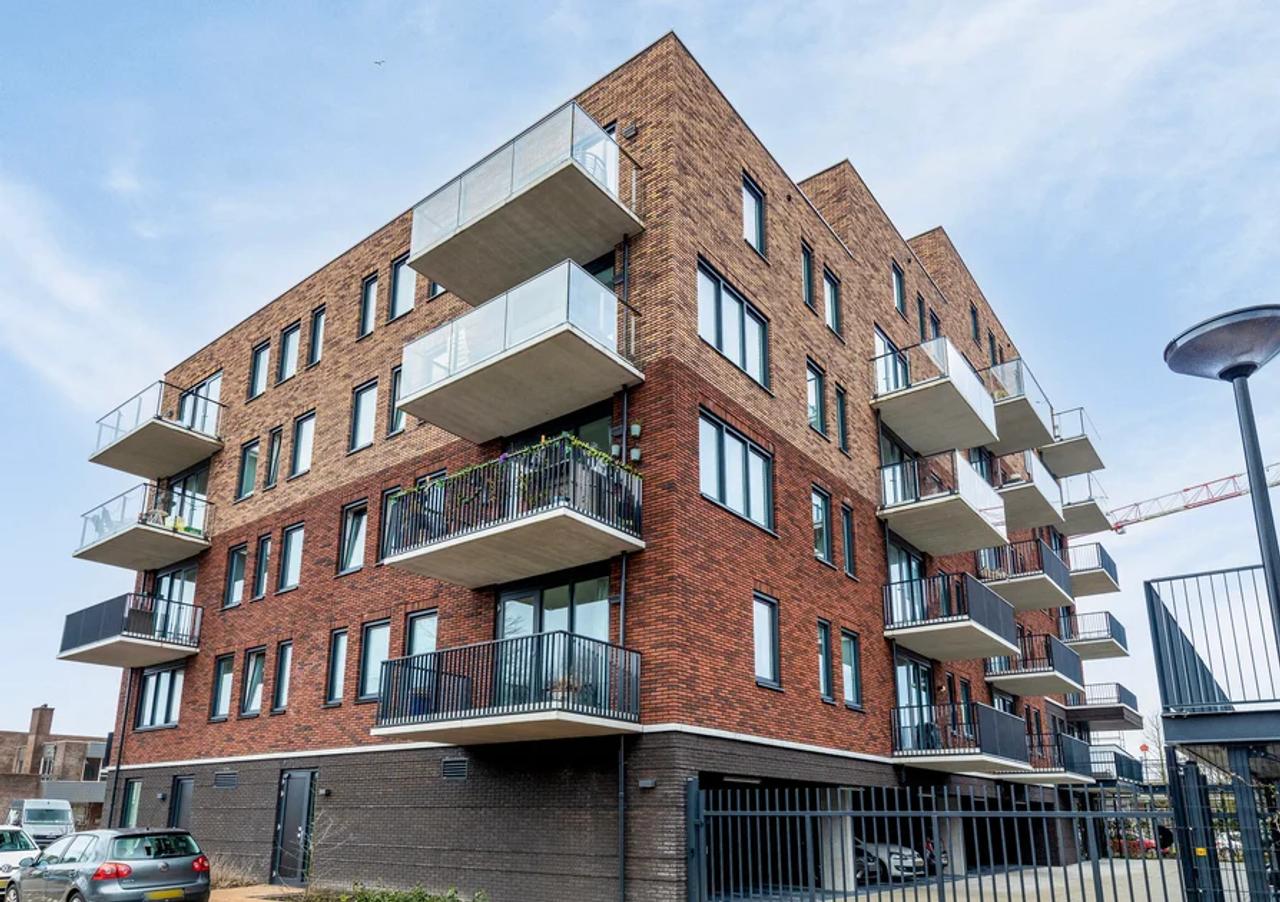 Nieuw 2-kamerappartement met balkon - Afbeelding 1