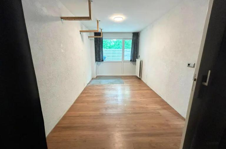 4-slaapkamer woning met garage en tuin - Afbeelding 12