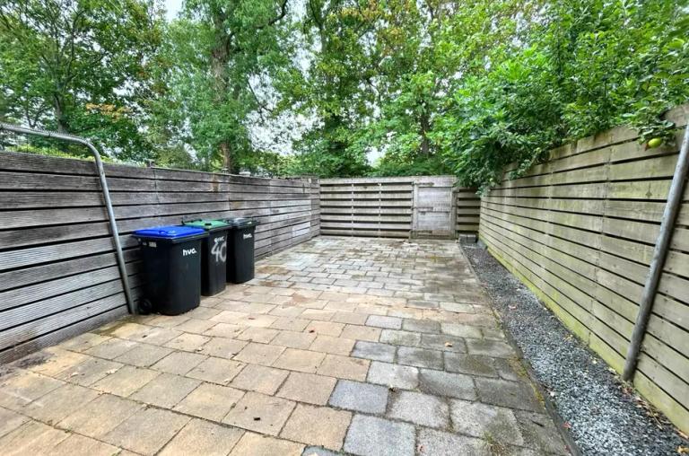 4-slaapkamer woning met garage en tuin - Afbeelding 14