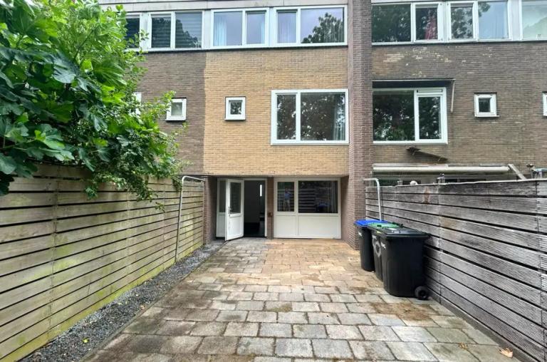4-slaapkamer woning met garage en tuin - Afbeelding 15