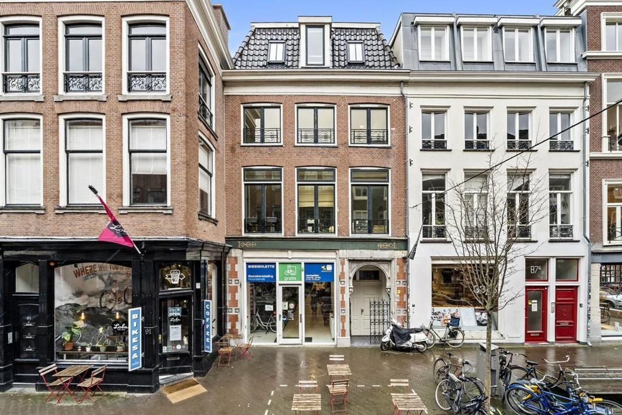 3-kamerappartement met balkon aan Noordeinde - Afbeelding 1