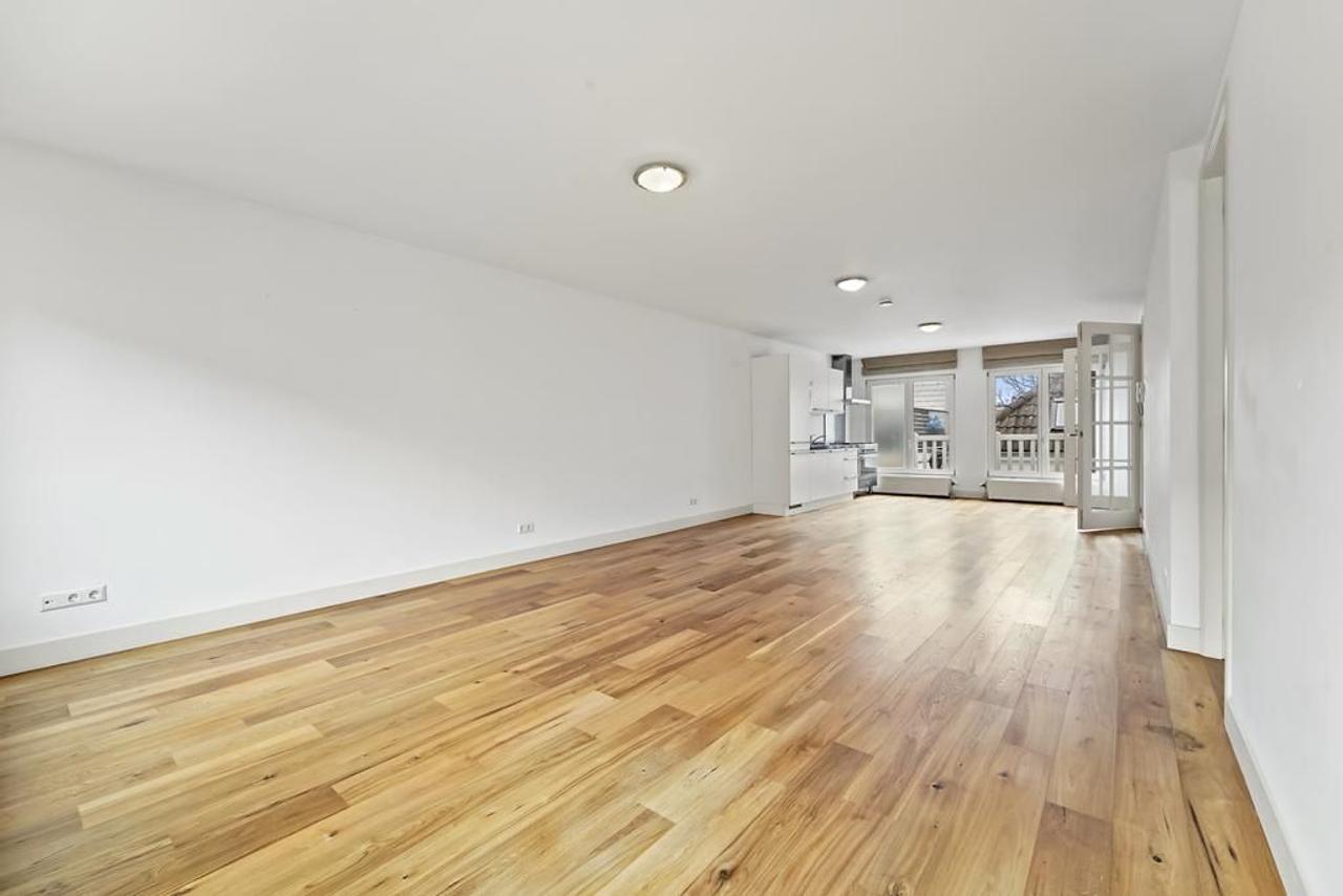 3-kamerappartement met balkon aan Noordeinde - Afbeelding 2