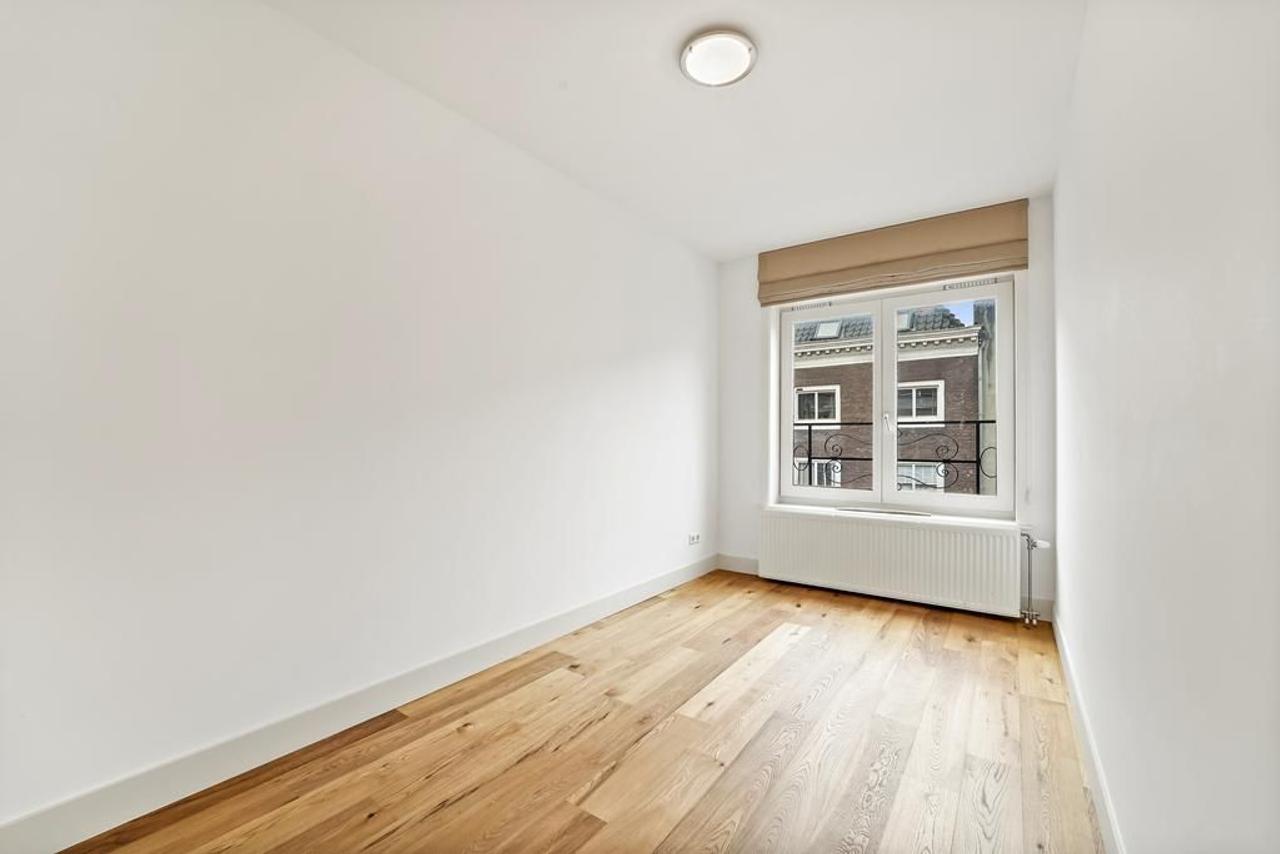 3-kamerappartement met balkon aan Noordeinde - Afbeelding 14
