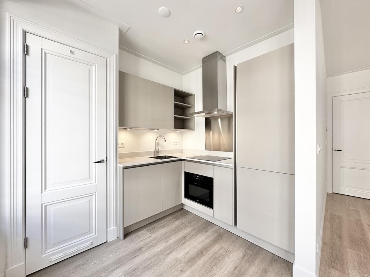 2-slaapkamerappartement met 2 balkons - Afbeelding 4